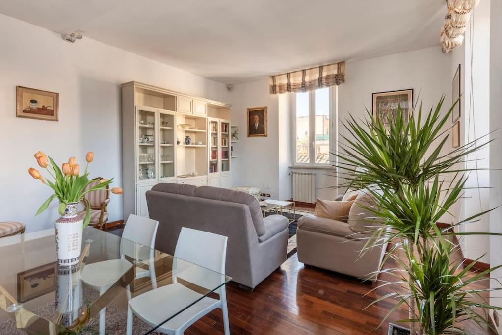 Stunning Center Rome Apartment Экстерьер фото